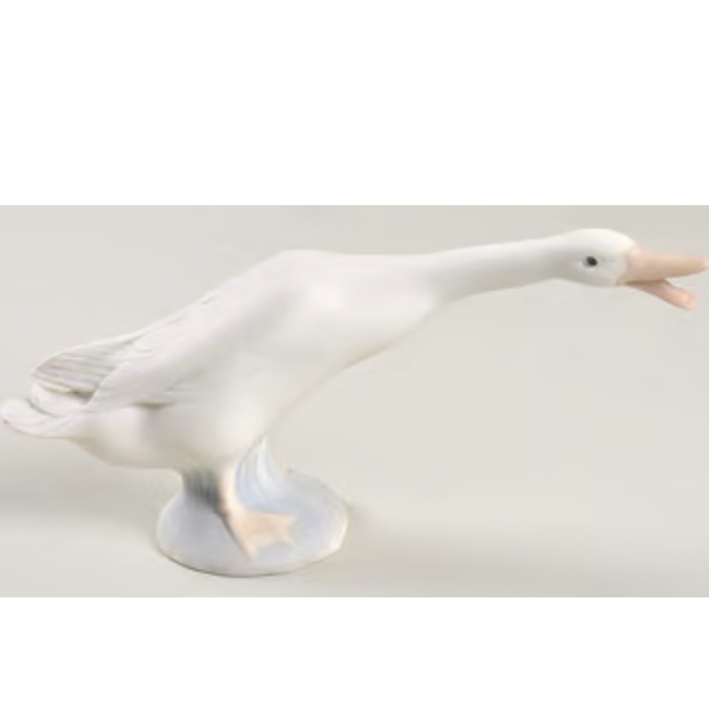 Llardro Little Duck Quacking Elegant White Porcelain Goose Figurine